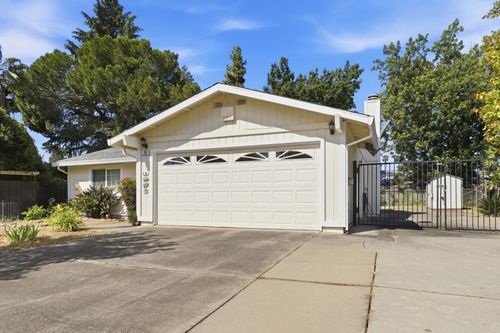 10 Pelican Court, Sacramento, CA, 95833 | Card Image