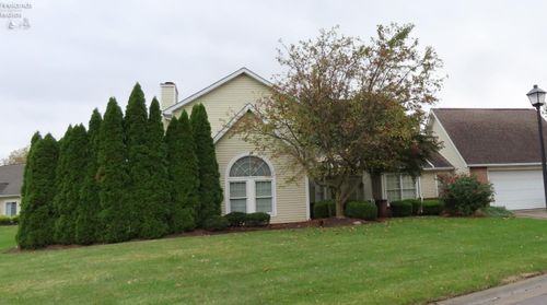 1606 Timber Lake Ln, Sandusky, OH, 44870-7002 | Card Image