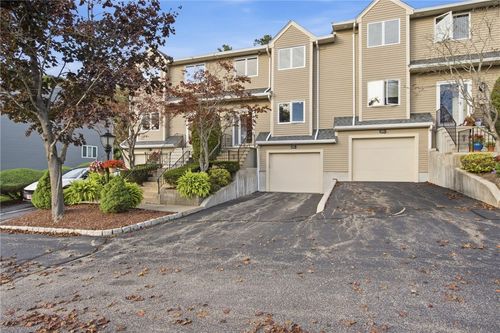 b-35 Waterview Dr, Smithfield, RI, 02917-1788 | Card Image