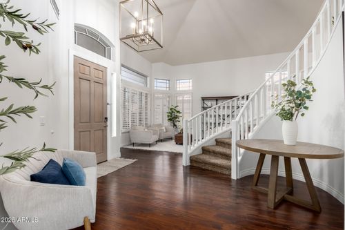 2053 E Stephens Rd, Gilbert, AZ, 85296-2106 | Card Image