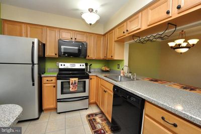 307 Delancey, Condo with 2 bedrooms, 1 bathrooms and null parking in Mount Laurel NJ | Image 3