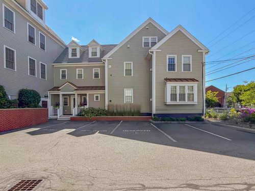 2-198 Islington St, Portsmouth, NH, 03801-4476 | Card Image