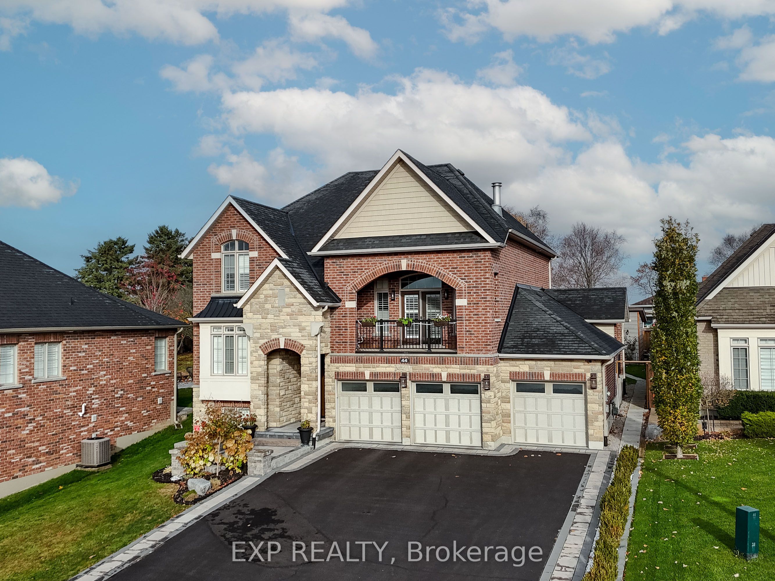 Residential in Innisfil 3