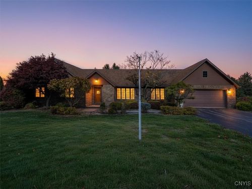 462 Foxwood Ter, Oneida, NY, 13421-2610 | Card Image