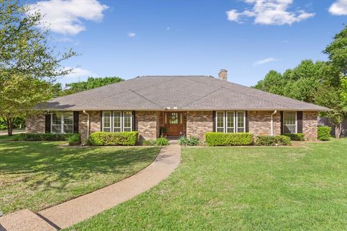 10010 Lost Oak Ridge Dr, Woodway, TX, 76712-3158 | Card Image