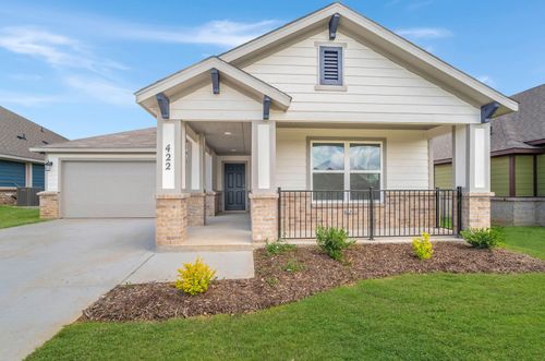 422 Rose Ave, Cleburne, TX, 76033-7386 | Card Image