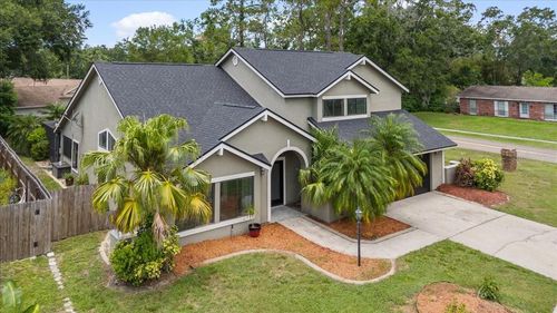 15846 Glenarn Dr, TAMPA, FL, 33618-1652 | Card Image