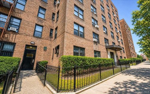 c35-102-12 65th Ave, Forest Hills, NY, 11375-1710 | Card Image