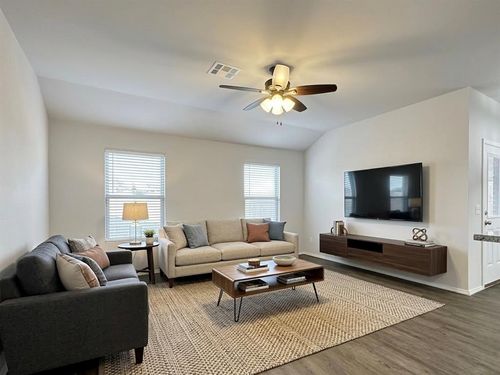 488 Fox Den Dr, Newcastle, OK, 73065-5153 | Card Image