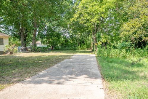 1609 Plum St, Texarkana, TX, 75501-4234 | Card Image