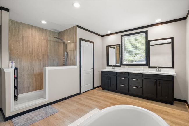 200 W 3 Rd St, House other with 4 bedrooms, 3 bathrooms and null parking in Barry TX | Image 14