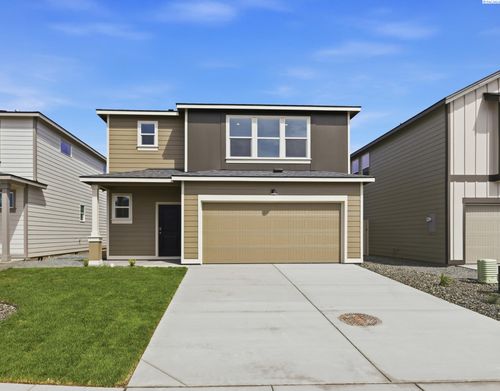 6433 Polar Dr, Pasco, WA, 99301-6916 | Card Image