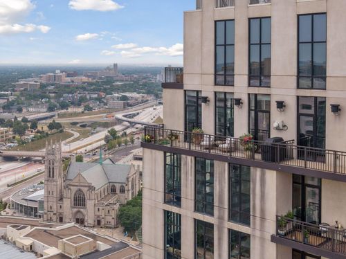 unit-2500-201 S 11th St, Minneapolis, MN, 55403-2777 | Card Image