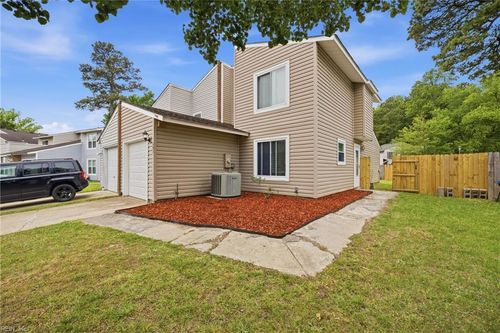 621 Folkstone Way, Virginia Beach, VA, 23462-1435 | Card Image