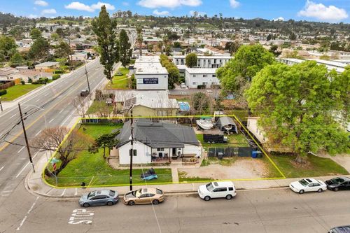 686 Van Houten Ave, El Cajon, CA, 92020-5134 | Card Image