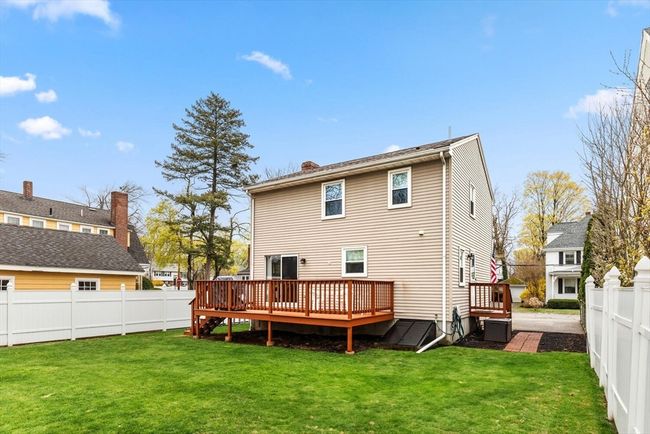15 Gilbert St, House other with 3 bedrooms, 3 bathrooms and 3 parking in Waltham MA | Image 28