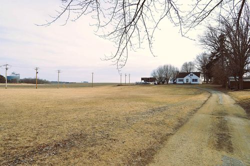 525 Church St, GERMAN VALLEY, IL, 61039-9515 | Card Image