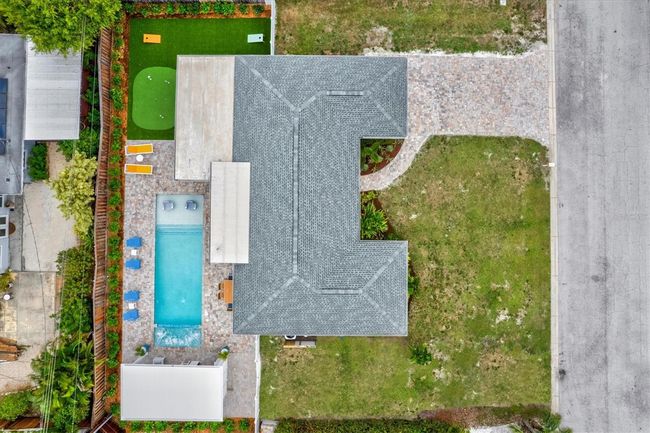 2473 Davis Blvd, House other with 3 bedrooms, 2 bathrooms and null parking in Sarasota FL | Image 66