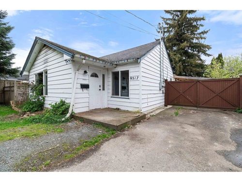 9517 Stanley Street, Chilliwack, BC, V2P3Y7 | Card Image