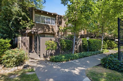 6-2254 Woodside Ln, Sacramento, CA, 95825-7494 | Card Image