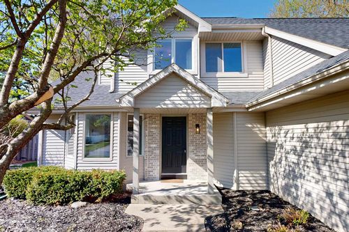 3004 Candlewood Drive, Janesville, WI, 53546 | Card Image