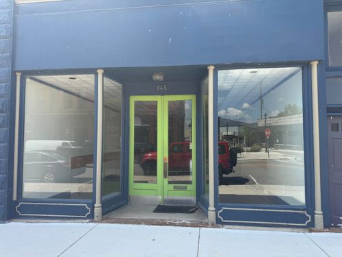 145 Brady St, Allegan, MI, 49010-1312 | Card Image