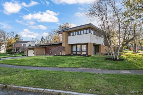 722 College Ter Terrace, Niagara Falls, NY, 14305 | Card Image