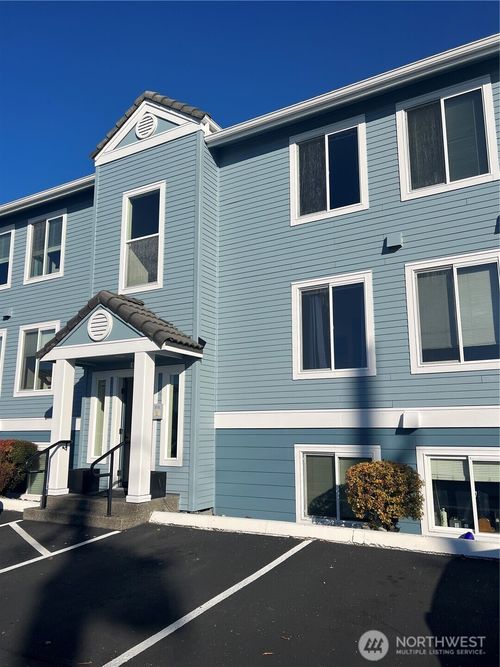 apt-a15-625 N Jackson Ave, Tacoma, WA, 98406-8455 | Card Image