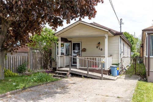 810 Tate Ave, Hamilton, ON, L8H6M2 | Card Image
