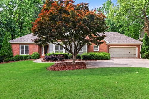 560 Flying Scot Way, Alpharetta, GA, 30005-4238 | Card Image