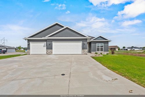10-733 Tambour Court, LAWRENCE, WI, 54115 | Card Image
