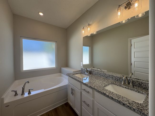 27 Laurel View St, House other with 3 bedrooms, 3 bathrooms and 2 parking in Manchester TN | Image 5