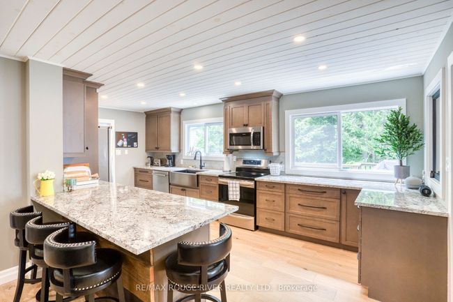 1039 W Cottage Dr, House other with 4 bedrooms, 2 bathrooms and 8 parking in Ompah ON | Image 14