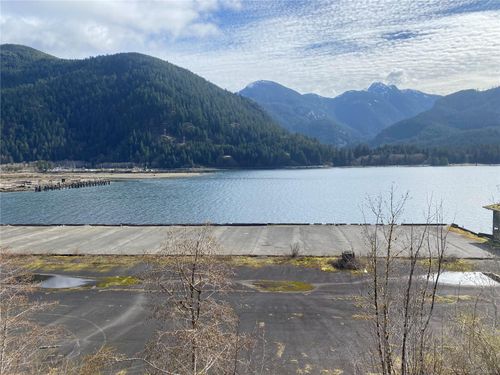 555 S Maquinna Dr, Tahsis, BC, V0P | Card Image