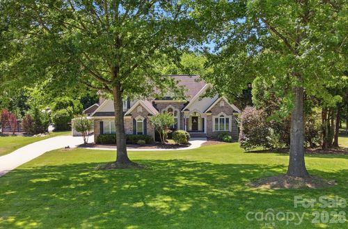 2066 Applebrook Dr, Monroe, NC, 28110-7685 | Card Image