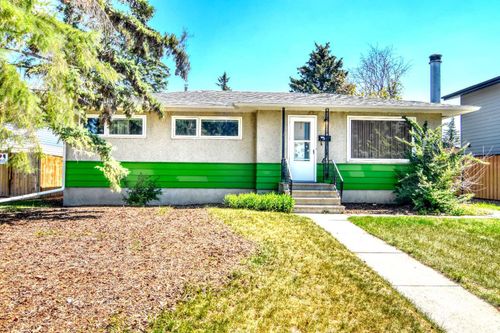 36 Cheyenne Cres Nw, Calgary, AB, T2L0Z2 | Card Image