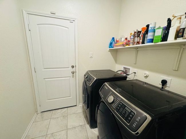 16614 Brogan Ln, Condo with 4 bedrooms, 2 bathrooms and 4 parking in Pflugerville TX | Image 36