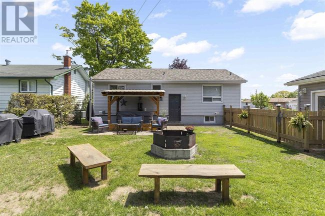 140 Ashgrove Ave, Home with 2 bedrooms, 2 bathrooms and null parking in Sault Ste. Marie ON | Image 9