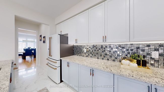 1072 Wickham Rd, House other with 5 bedrooms, 5 bathrooms and 3 parking in Innisfil ON | Image 18