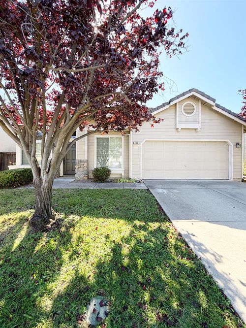 106 Gilded Rock Circle, Folsom, CA, 95630 | Card Image