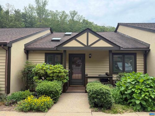 1303 Branchlands Dr, CHARLOTTESVILLE, VA, 22901-1753 | Card Image