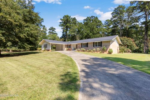 820 Wimbledon Rd, Macon, GA, 31210-8218 | Card Image