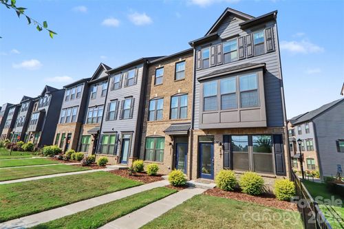 2841 Statesville Ave, Charlotte, NC, 28206-1578 | Card Image