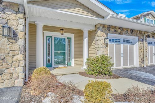 42 Wyndham Rd, South Abington Township, PA, 18411-8405 | Card Image