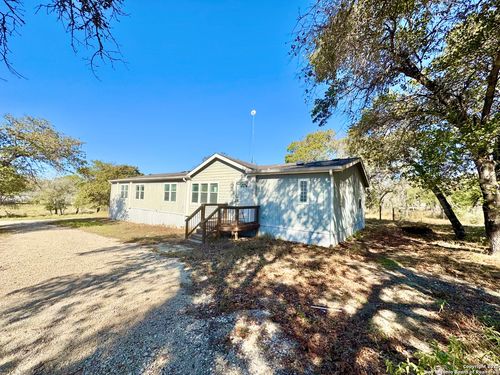 105 Encino Torcido, Adkins, TX, 78101-2719 | Card Image