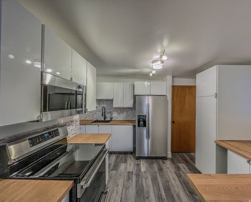 274 Upland Dr, Tooele, UT, 84074-2864 | Card Image