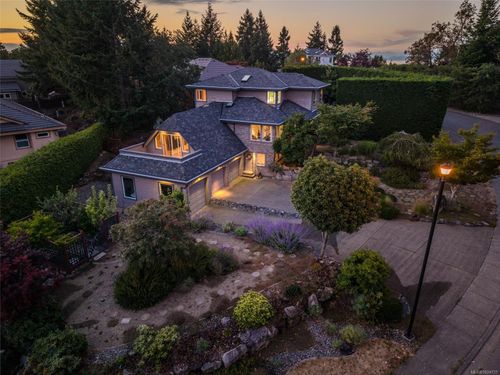 3383 Rockhampton Rd, Nanoose Bay, BC, V9P9H4 | Card Image