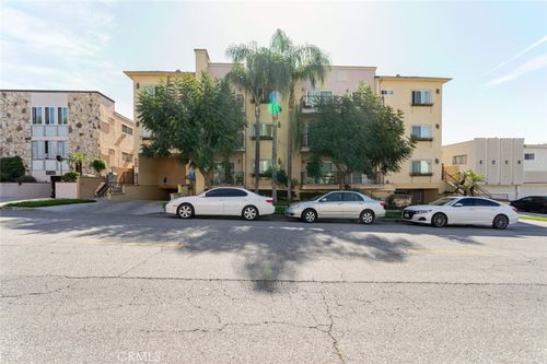 204-626 E Orange Grove Ave, Burbank, CA, 91502-1218 | Card Image