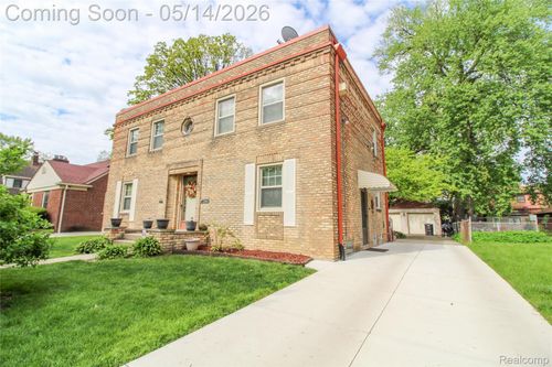 14635 Warwick St, Detroit, MI, 48223-2246 | Card Image