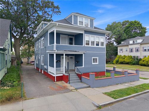 56 Warrington St, Providence, RI, 02907-1922 | Card Image